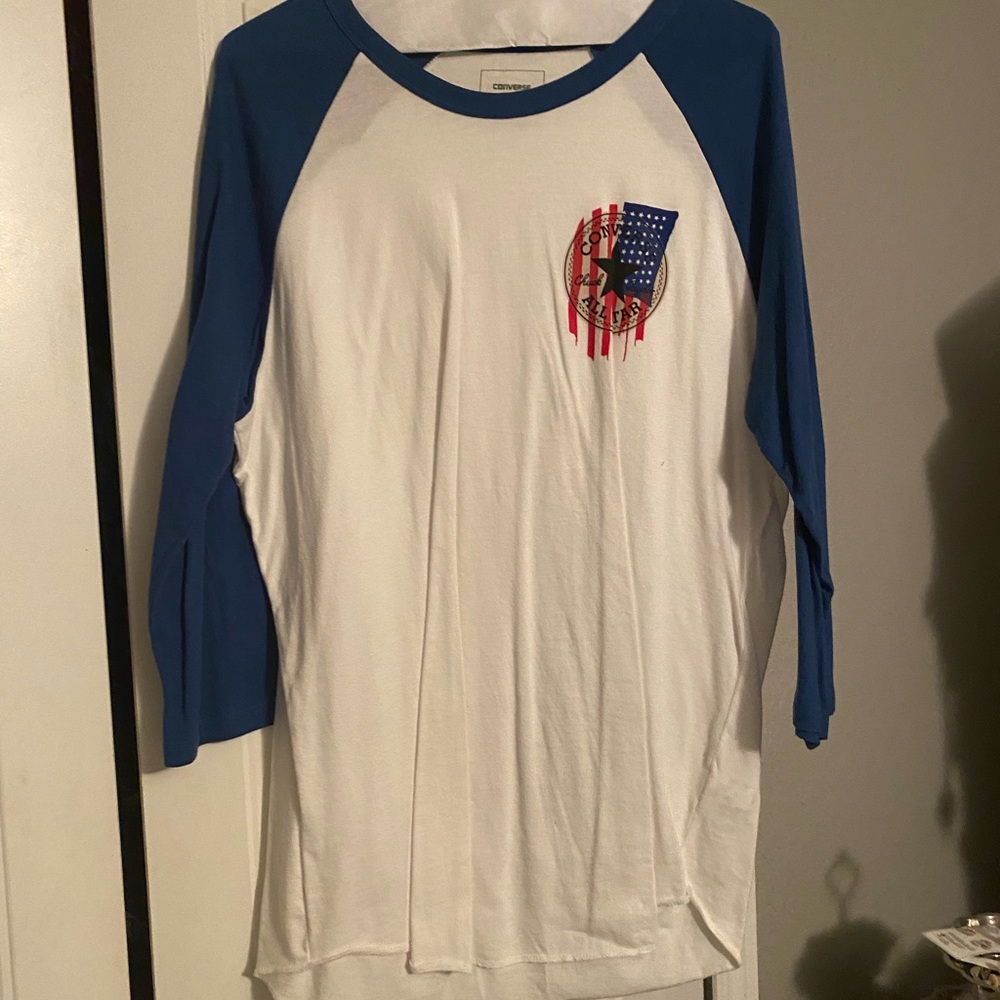 Converse tee